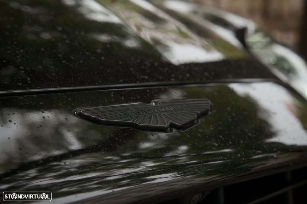 Aston Martin DB12 Coupé V8 — 4
