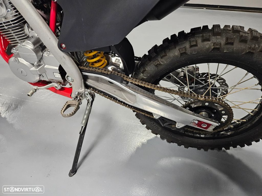 AJP 125 SPR Enduro — 8