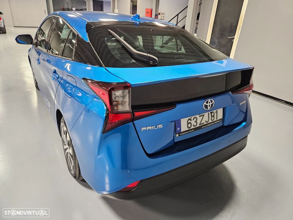 Toyota Prius 1.8 Premium — 6