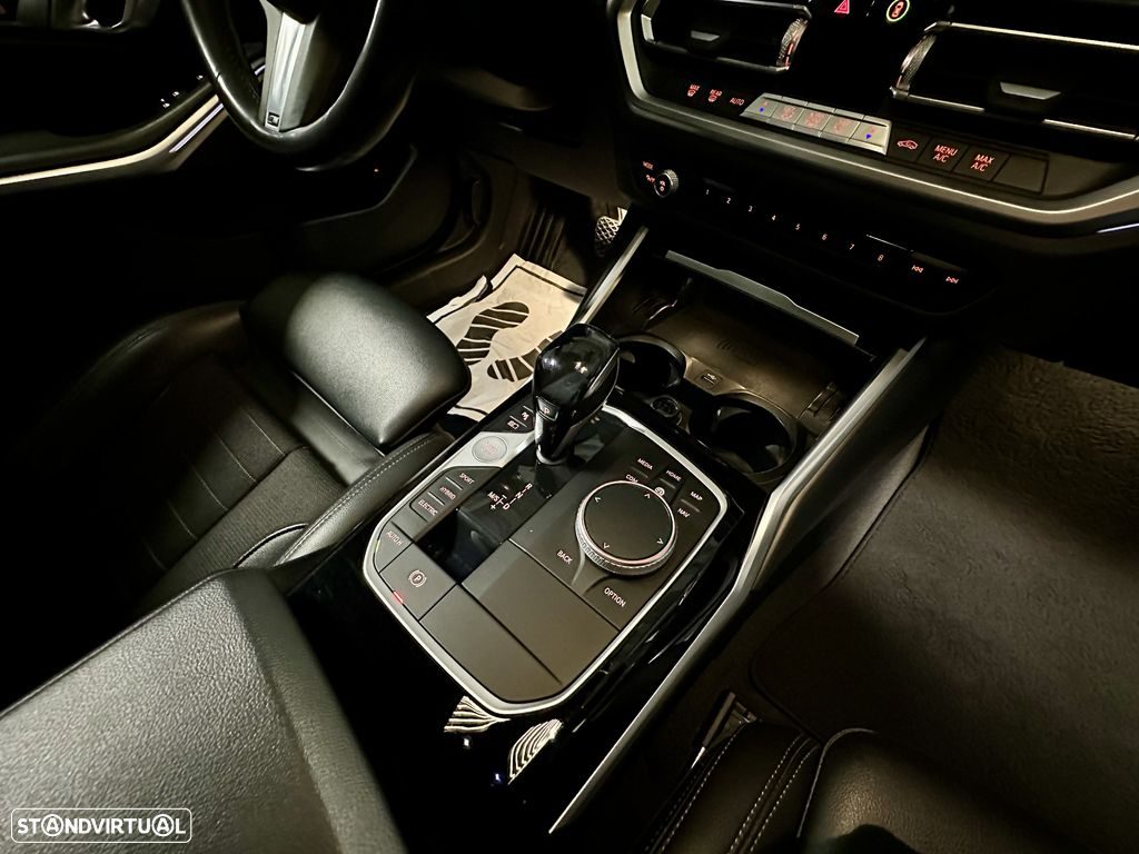 BMW 330 e Aut. Sport Line — 15