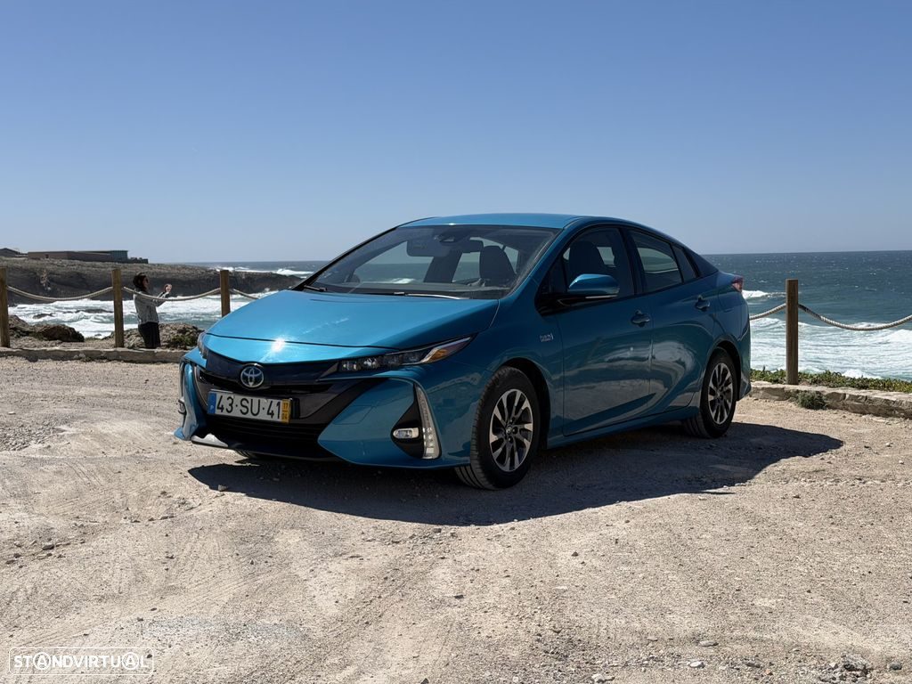 Toyota Prius 1.8 Plug-In Premium — 6