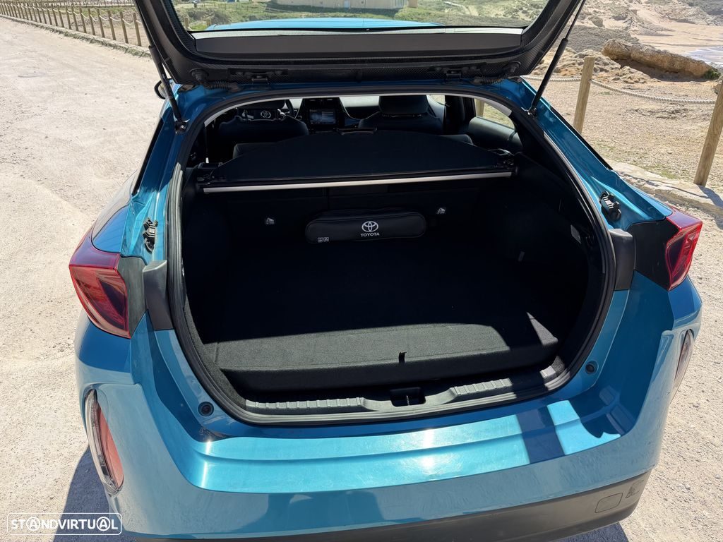 Toyota Prius 1.8 Plug-In Premium — 9