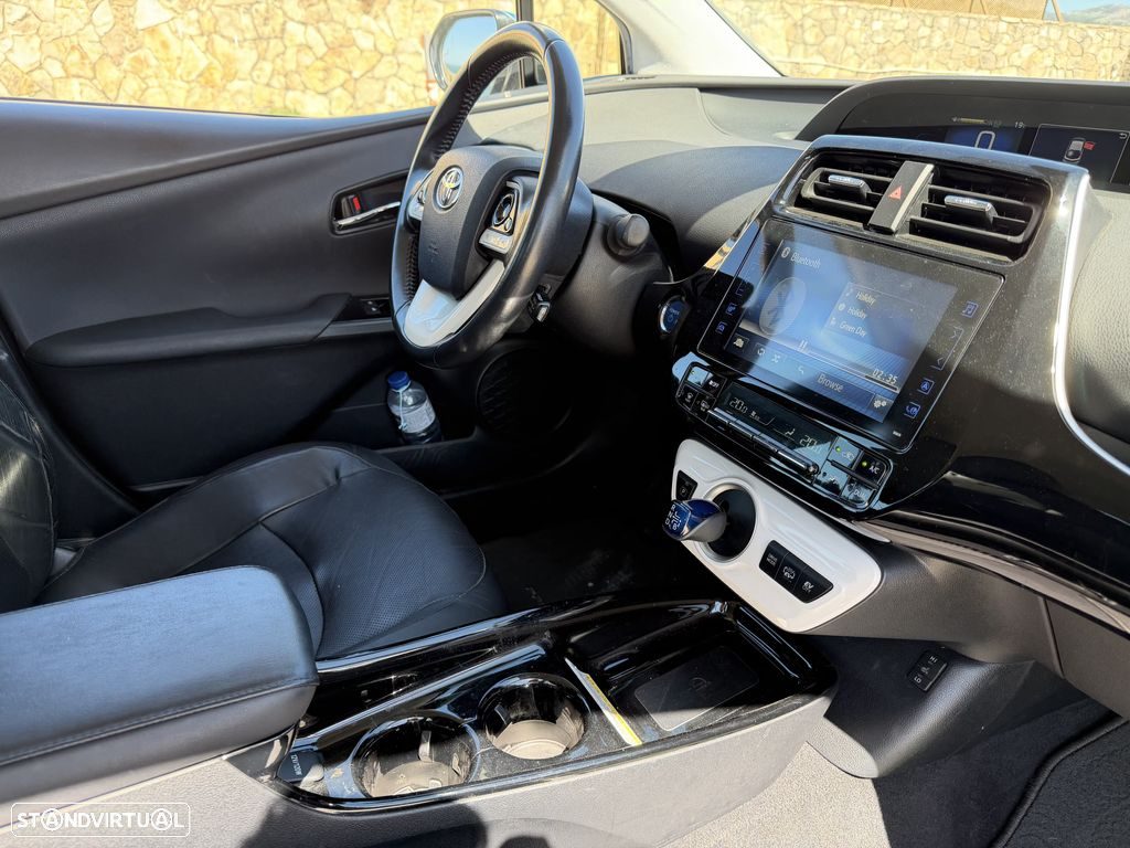 Toyota Prius 1.8 Plug-In Premium — 14