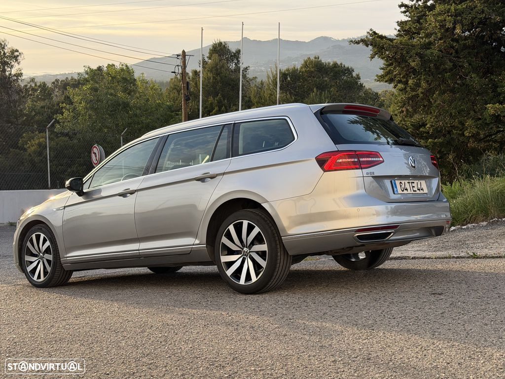 VW Passat Variant — 2