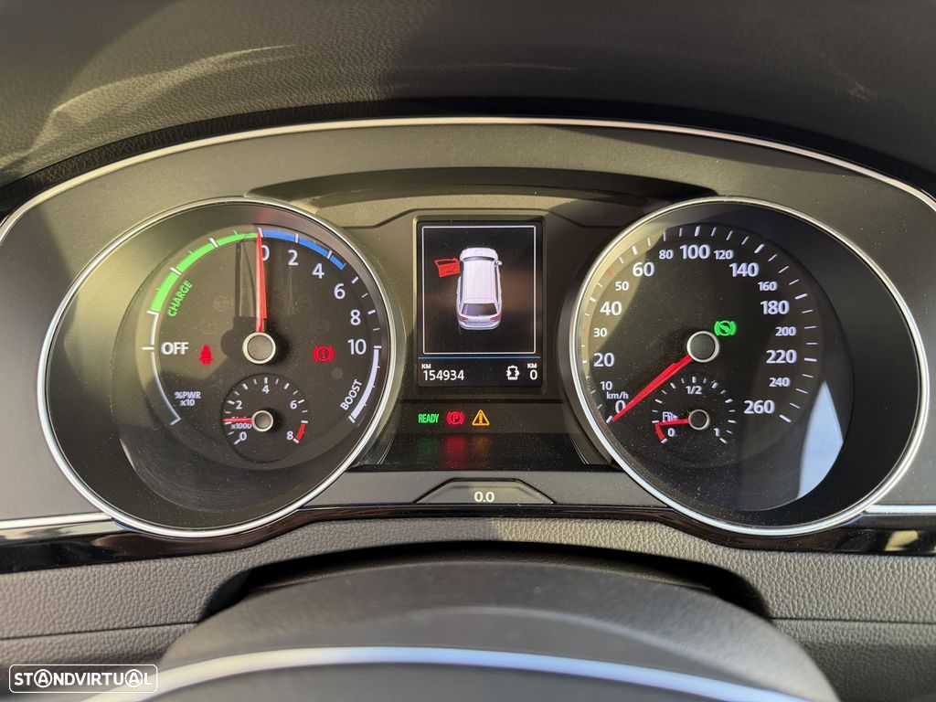 VW Passat Variant — 14