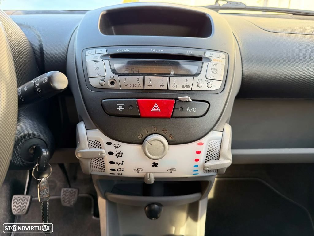 Toyota Aygo 1.0 Power Pack+AC — 11