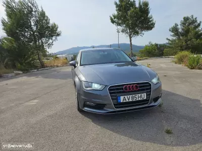 Audi A3 Limousine 1.6 TDI Limousine(clean diesel) S tronic S line Sport Pack 2015 (2/15)
