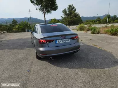Audi A3 Limousine 1.6 TDI Limousine(clean diesel) S tronic S line Sport Pack 2015 (7/15)