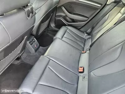 Audi A3 Limousine 1.6 TDI Limousine(clean diesel) S tronic S line Sport Pack 2015 (9/15)