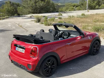 MINI Cabrio Cooper D Aut. 2017 (2/15)