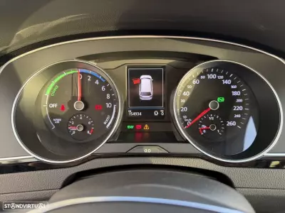 VW Passat Variant 2017 (14/15)