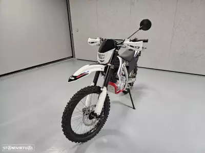 AJP 125 SPR Enduro 2024 (6/13)
